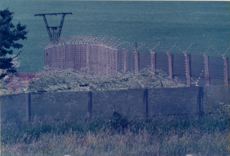 Schutzstreifenzaun an der Grenze zur DDR (Mai 1982)